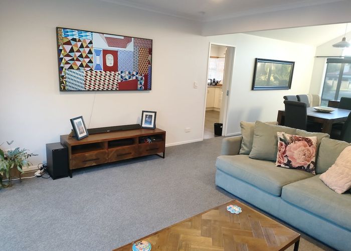  at 6 Edward Payton Grove, Pukehangi, Rotorua