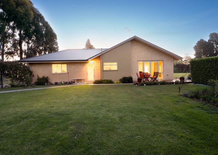  at 30 Macdonalds Lane, Waikuku, Rangiora