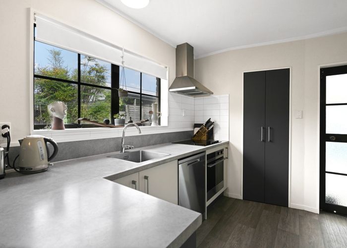  at 352 Cobham Drive, Hillcrest, Hamilton