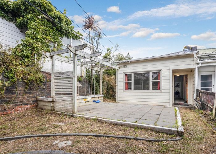  at 34 Mckinley Crescent, Brooklyn, Wellington