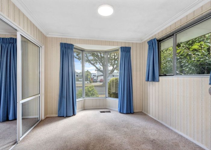  at 427 Memorial Avenue, Burnside, Christchurch