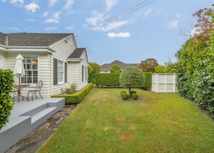  at 10 Joyce Crescent, Ilam, Christchurch