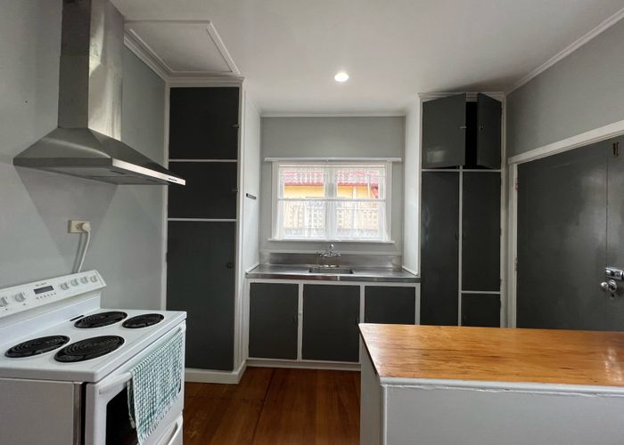  at 17 Roberts Street, Boulcott, Lower Hutt, Wellington