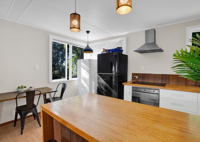  at 13 Brixham Place, Merrilands, New Plymouth, Taranaki
