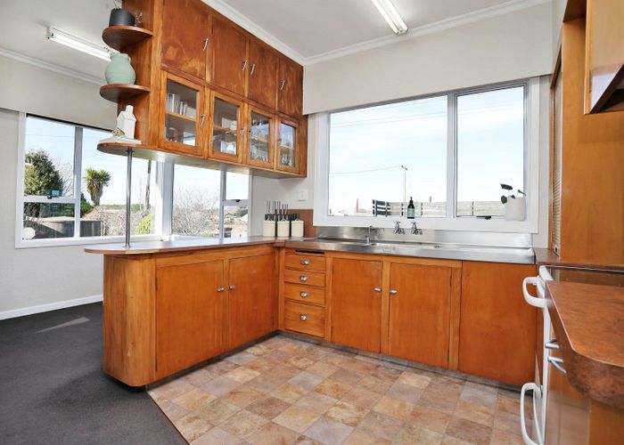  at 64 Moore Road, Lorneville, Invercargill