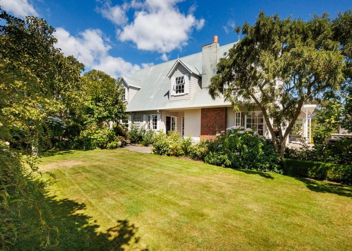 For sale 15 Trent Avenue, Hokowhitu, Palmerston North, Manawatu