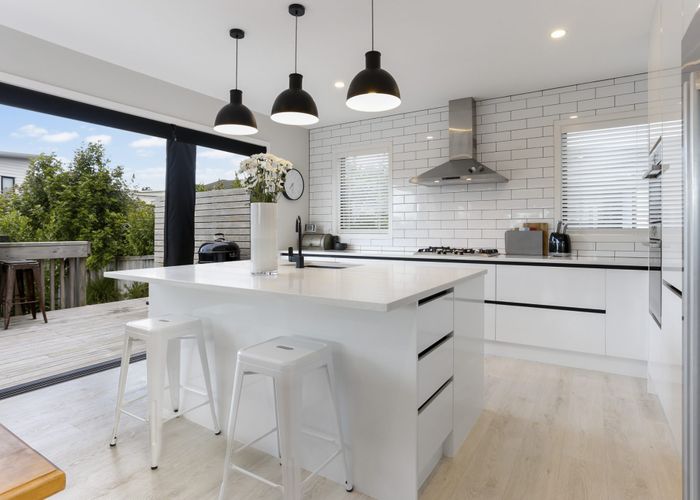  at 7 Nerehana Place, Red Beach, Red Beach