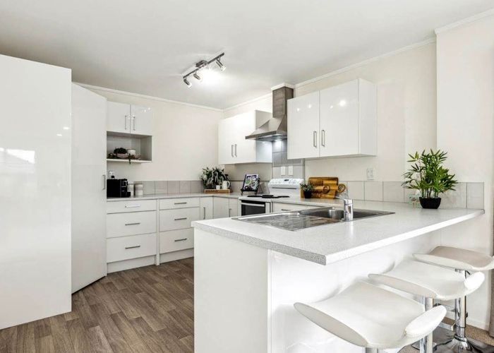  at 5/98 Harris Street, Pukekohe, Franklin, Auckland