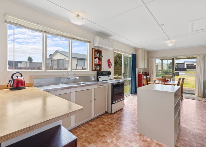  at 492 Pukehina Parade, Te Puke