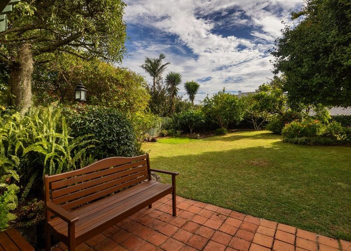 at 74 Lloyd Avenue, Mount Albert, Auckland