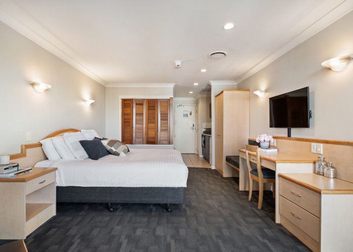  at 9P/100 Greys Avenue, City Centre, Auckland City, Auckland