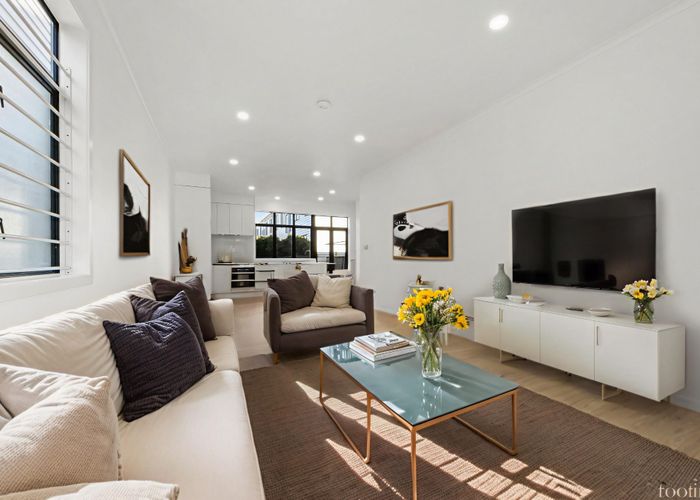  at 68/1 Ambrico Place, New Lynn, Waitakere City, Auckland