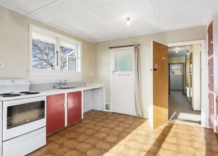  at 20 Anderson Road, Waiwera South