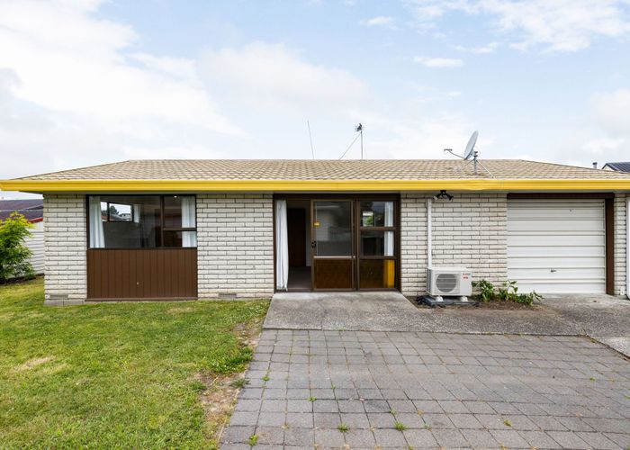  at 5 Amber Lane, Melville, Hamilton, Waikato