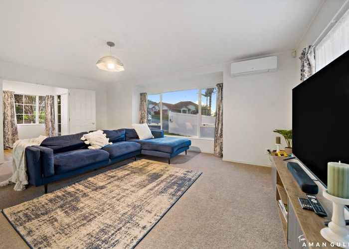  at 6 Lorikeet Place, Unsworth Heights, Auckland