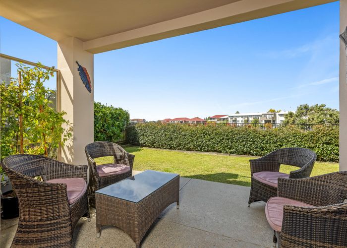  at 1/126 Whangaparaoa Road, Red Beach, Rodney, Auckland