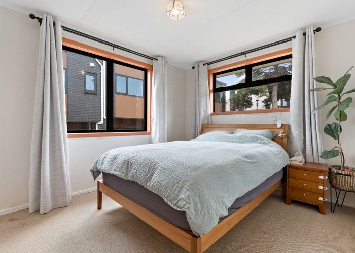  at 46 Parry Road, Mount Wellington, Auckland City, Auckland