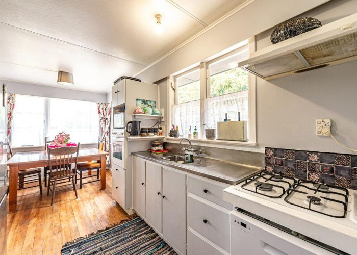  at 64 Wikitoria Road, Putiki, Whanganui, Manawatu / Whanganui