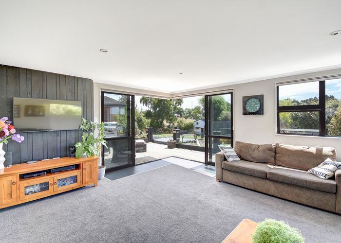  at 14 Douglas Street, Allanton