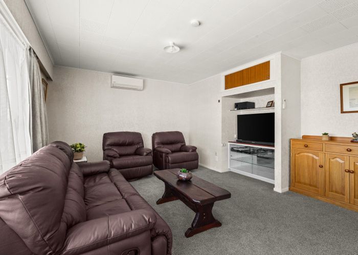 at 2/24 White Street, Taradale, Napier, Hawke's Bay