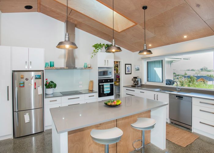  at 80 Scarlys Way, Okitu, Gisborne