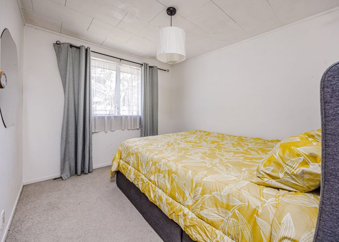  at 8B Waipouri Road, Mangere, Manukau City, Auckland