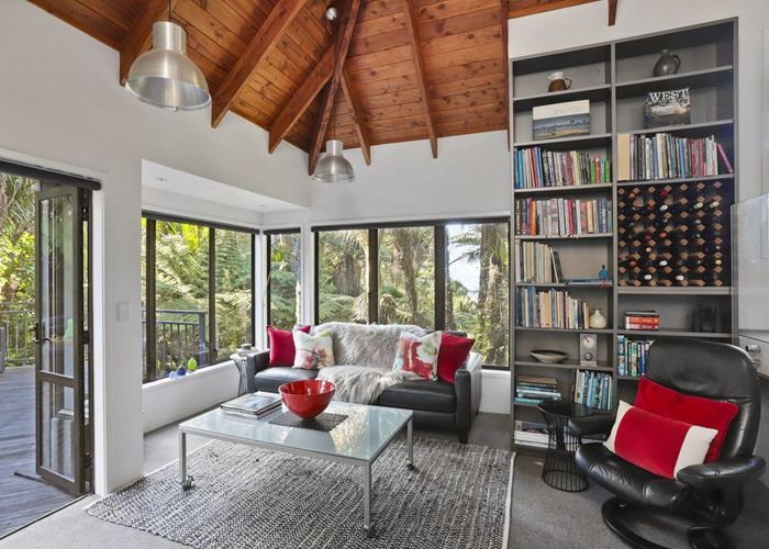  at 246 Scenic Drive, Titirangi, Waitakere City, Auckland