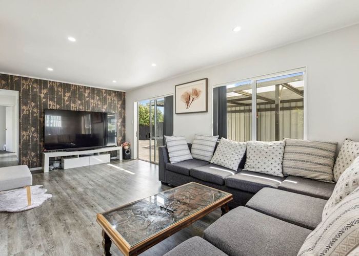  at 2/3 James Road, Manurewa, Manukau City, Auckland