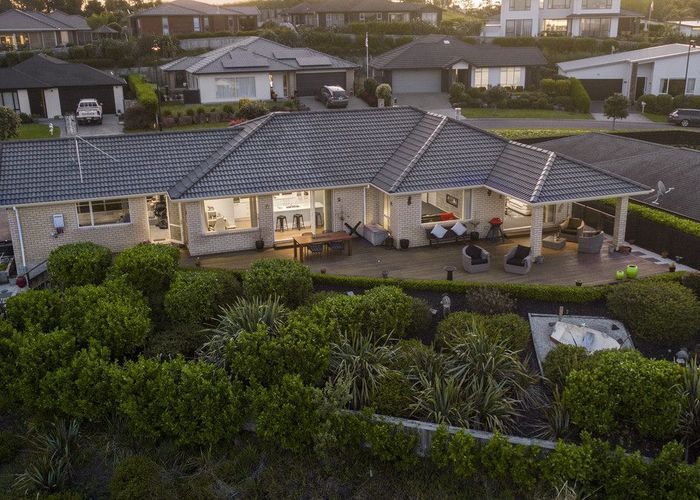  at 19 Seaview Crescent, Hatfields Beach, Orewa