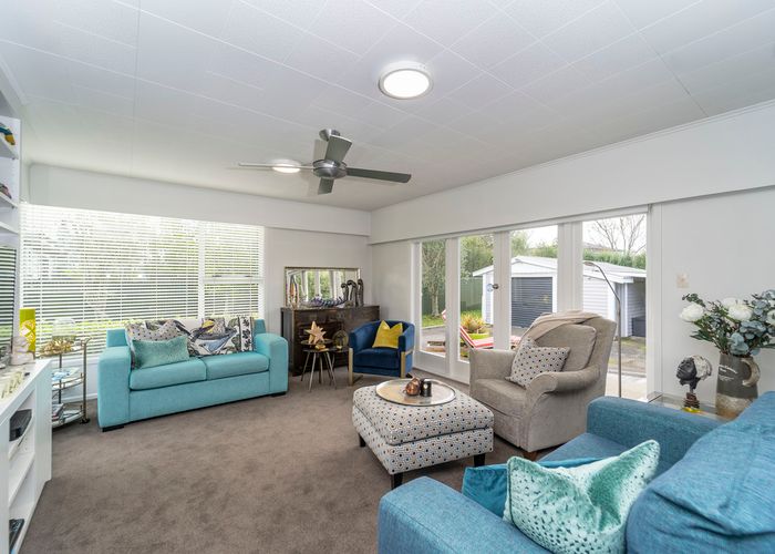 Free property data for 61 Kuratawhiti Street, Greytown homes.co.nz