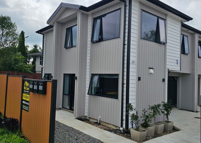  at 83a Hutchinsons Rd, Bucklands Beach, Manukau City, Auckland