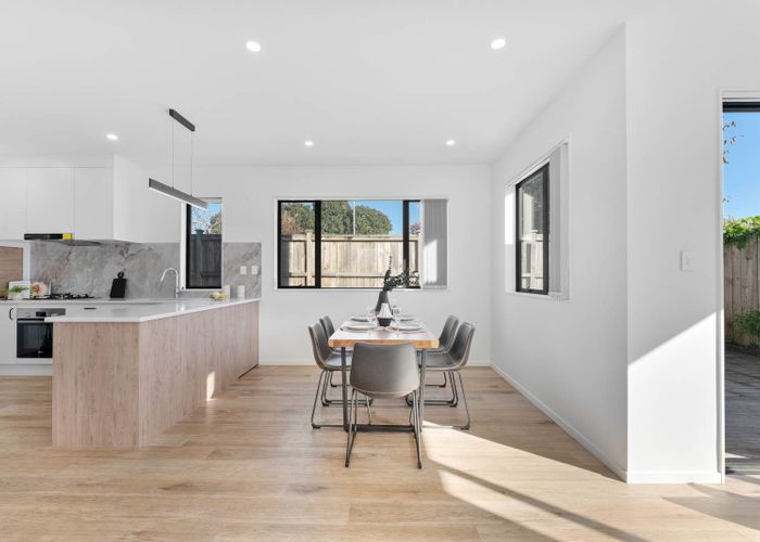  at 5B Notre Dame Way, Albany, North Shore City, Auckland