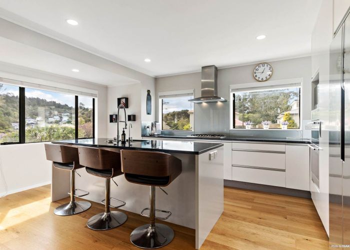  at 106 Seaview Road, Glenfield, North Shore City, Auckland