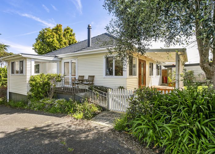  at 43 Vipond Road, Stanmore Bay, Whangaparaoa