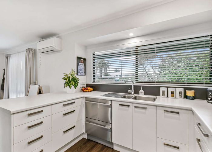  at 48 Simpson Road, Papamoa Beach, Papamoa
