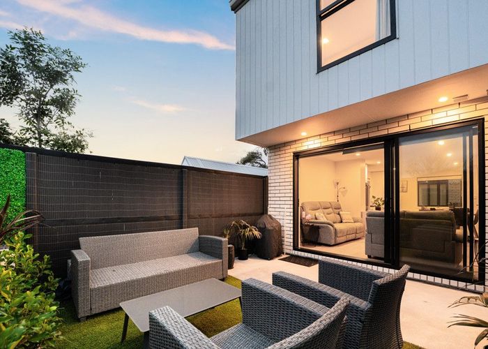  at 52B Rutland Road, Mount Wellington, Auckland City, Auckland