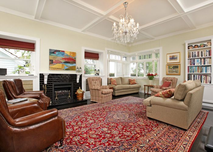  at 33 Orakei Road, Remuera, Auckland