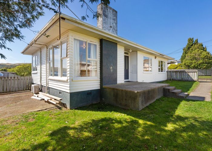  at 41 Leicester Street, Cannons Creek, Porirua, Wellington