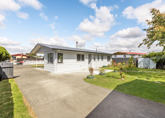  at 8 Cortes Crescent, Flaxmere, Hastings