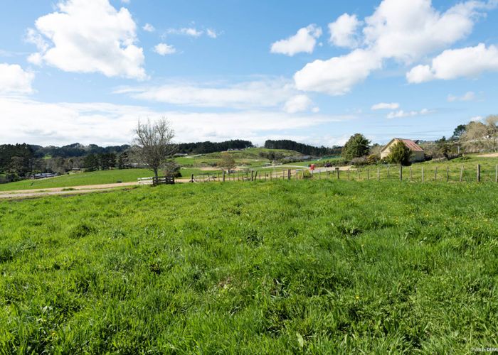  at 296 Whitford Road, WHITFORD, MANUREWA