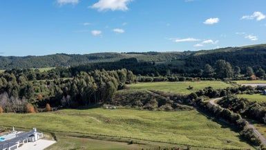  at 14 Oakdale Drive, Kinloch, Taupō