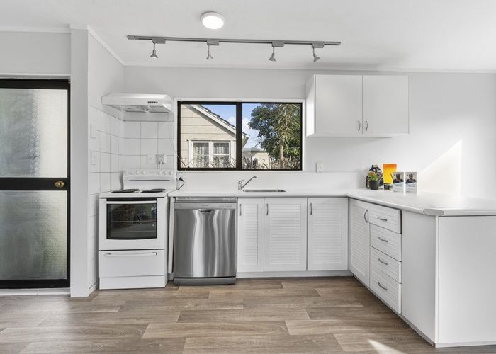  at 2/1159 High Street, Taita, Lower Hutt