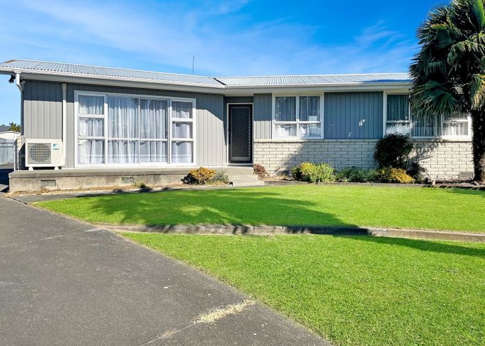  at 6 Wells Place, Tamatea, Napier