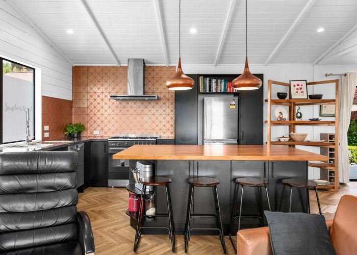  at 10 Houhere Place, Pukete, Hamilton
