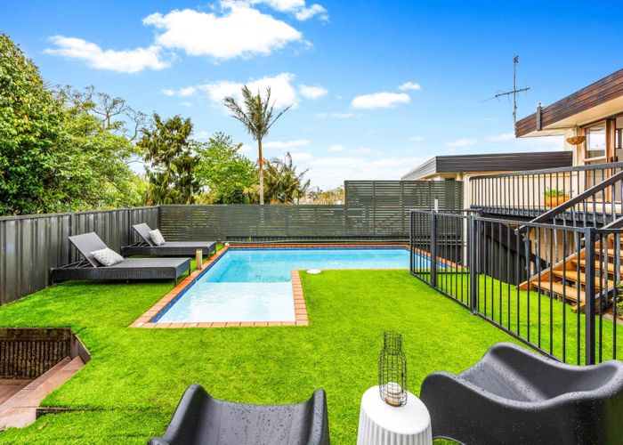  at 2/6 Penrhyn Road, Mount Eden, Auckland City, Auckland