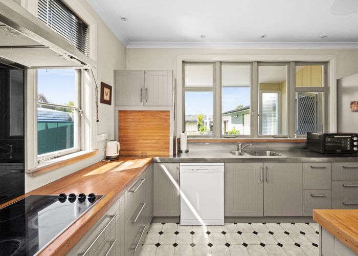  at 412 Lascelles Street, Saint Leonards, Hastings