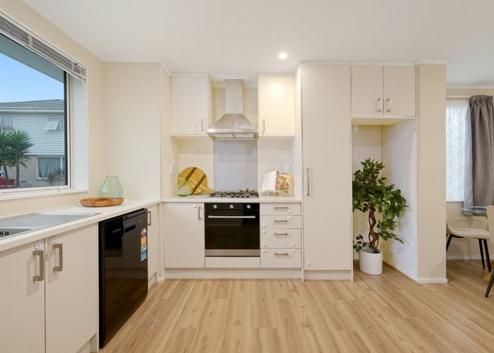  at 11 Manatu Lane, Kelston, Waitakere City, Auckland