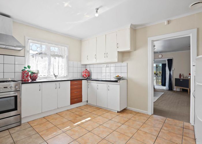  at 68 Archibald Road, Kelston, Waitakere City, Auckland