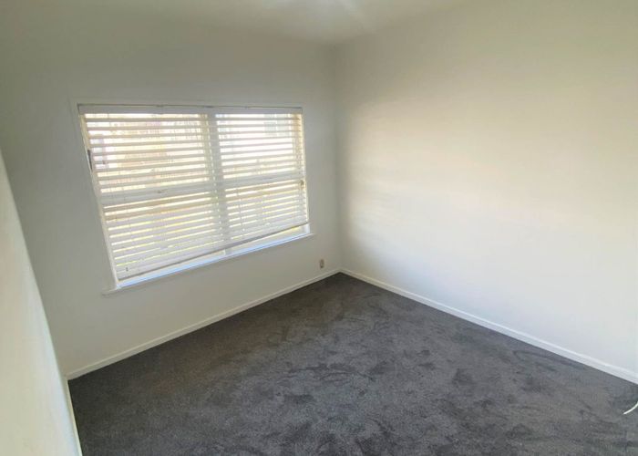  at 15 Church Street, Northcote Point, Auckland