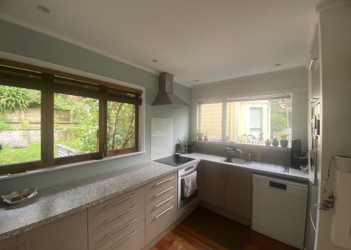  at 15a Governor Road, Northland, Wellington, Wellington
